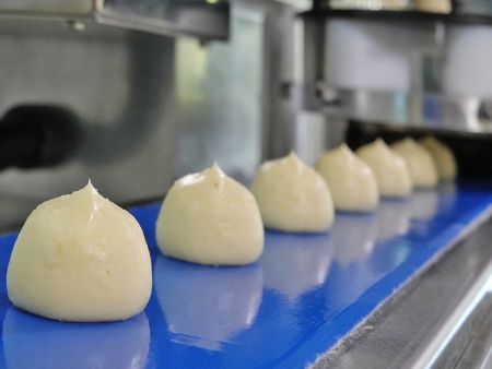 Gewone vormen kunnen worden gebruikt om elk bolvormig product te produceren