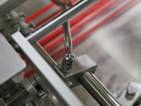 Produkto tekstūrą galima reguliuoti paprastu veržliu