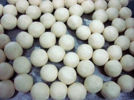 Η μηχανή τροφίμων της ANKO παράγει επιτυχώς Rasgullas, πληρούντας το αίτημα του πελάτη