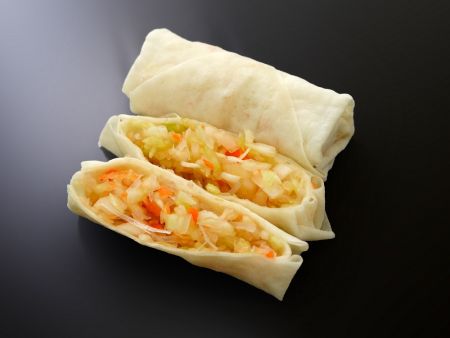 Spring Roll'ler sıkı bir şekilde doldurulur