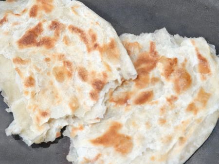গরম পরাঠা এর ব্যাপারে গ্রাহক সন্তুষ্ট হয়