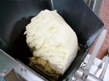 Is féidir leis an hopar cócaireachta 3 kg nó níos mó cócaireacht a phróiseáil ar an amháin