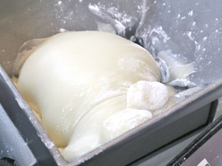 The dough system is suitable for processing Glutinous Rice dough
