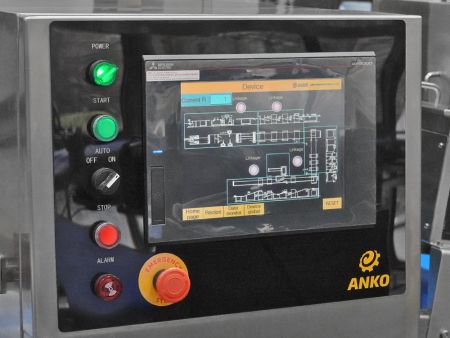 ANKO Kolmerealine suure võimsusega Paratha tootmisliin on juhtiv automatiseeritud seadmete hulgas tööstuses