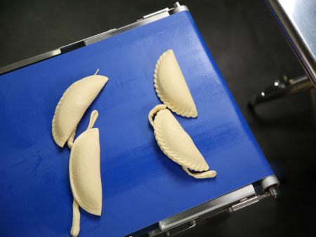 Chúng tôi có thể tùy chỉnh các mẫu đặc biệt.