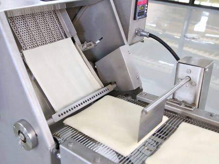 Wrapper'lar yığılmış ve paketlemeye hazır.