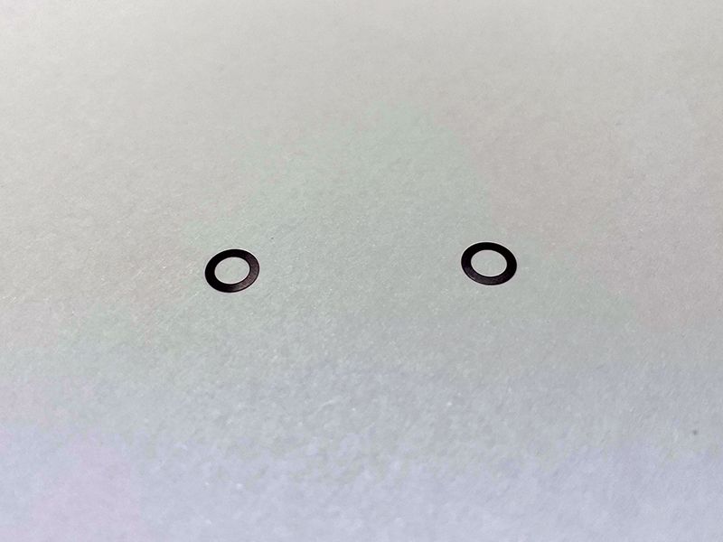 Farklı tiplerdeki optik konektörlerin ana bileşenlerini entegre edin.