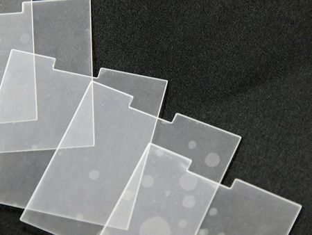 قص الليزر المنحني على أفلام الحماية المرنة - استخدم الليزر فائق السرعة لقص أفلام الحماية المنفجرة المنحنية