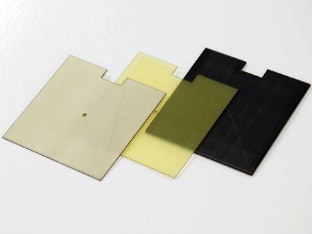 قطع المواد المركبة الميكروية بالليزر لألياف الكربون / ألياف السيراميك / ألياف الزجاج بأشكال متنوعة - تستخدم هورتيك الليزر فائق السرعة لقطع المواد المركبة الخفيفة والصلبة بأشكال متنوعة