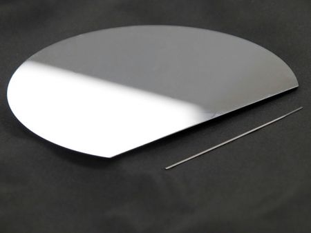 Espaciadores de precisión micro-cortados con láser. - Para cortar y producir espaciadores de precisión, Hortech emplea un láser de alta energía, que es un proceso de micrograbado en frío de precisión después del proceso de blindaje.