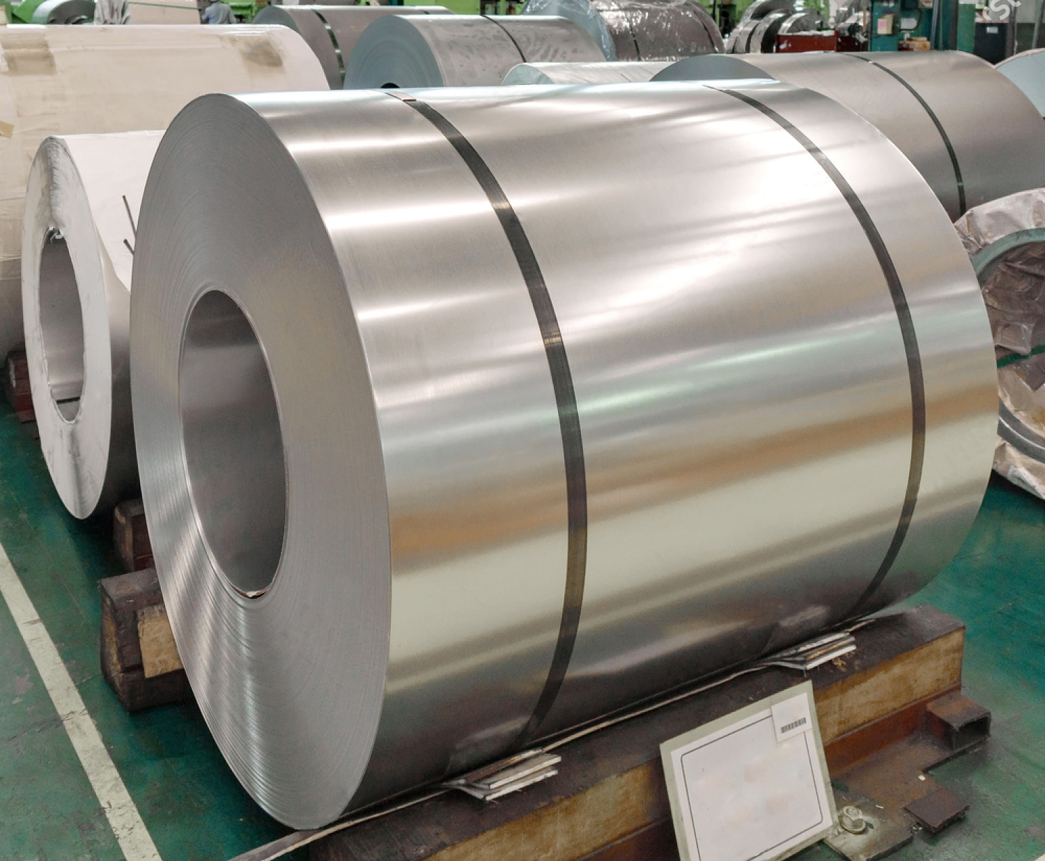 We offer many kind of stainless steel coils for customers.