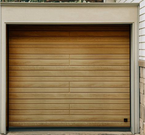 Utiliser une porte roulante décorative en métal laminé peut créer esthétique et durabilité.