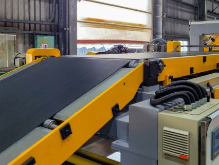 Blízký pohled na 800mm rotační střižní systém obrázek03