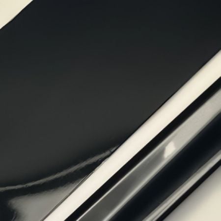 Metal laminado de PVDF negro brillante para partes exteriores de automóviles con una apariencia impactante.