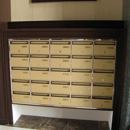 Caixa de correio em cluster decorada com Metal Laminado com Filme de PVC e Textura de Ouro Persa