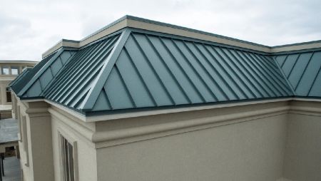 Aplikace venkovního laminovaného kovu s PVDF povrchem (střecha)