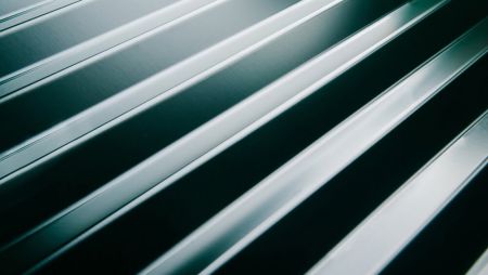 Aplikasi Logam Berlapis PVDF Luar Ruangan (Lembaran Bergelombang)