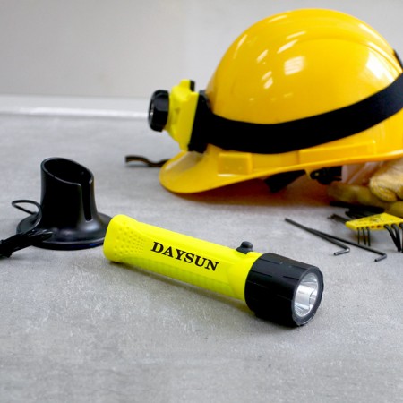 充电式工业手电筒