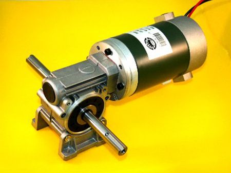 150瓦蝸輪減速機,外徑80 WG7152 各種長度,多種減速比供選配,12V 24V,可加剎車器或編碼器。
