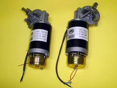 Motor de engranaje de gusano de 70W WG6551 con freno
