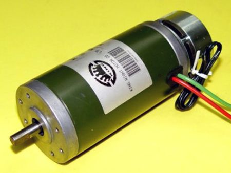 Motor s brzdou 30W