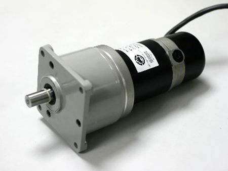 文吉電機高負載塔輪式馬達 (正齒輪減速機) SF8156,減速比:1/3 - 1/180,可加剎車器或編碼器。