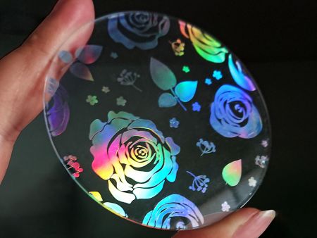 Bạc phủ Hình ảnh 3D - Holographic làm cho sản phẩm trông độc đáo hơn.
