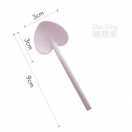 Cucchiaio di glassa lilla