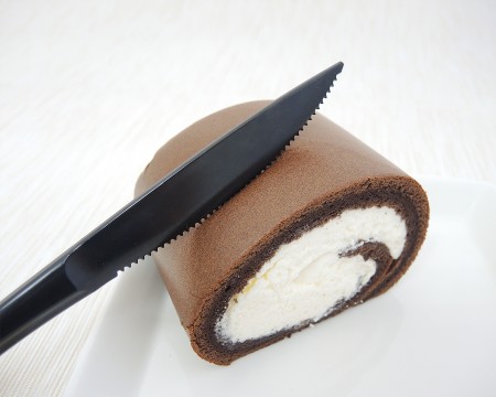 造型蛋糕刀搭配瑞士捲
