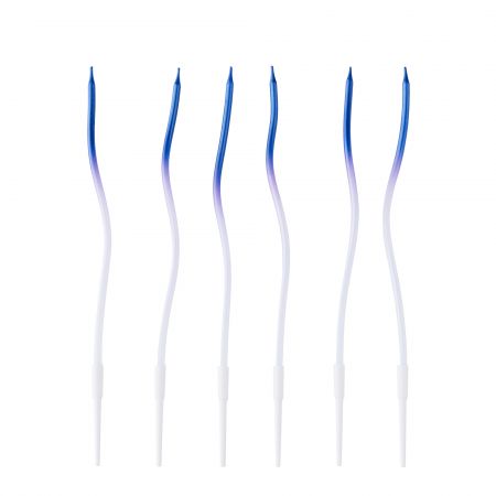 Vela de Bolo em Espiral com Gradiente Azul - Esta vela espiral azul com um gradiente de tons profundos e claros cria uma atmosfera misteriosa e suavemente fluida quando acesa, adicionando profundidade emocional a qualquer festa.