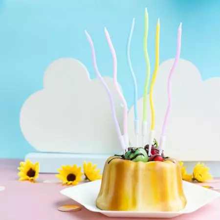 Spiral Cake Candle - The colorful spiral cake candle makes more creative to the birthday cake.