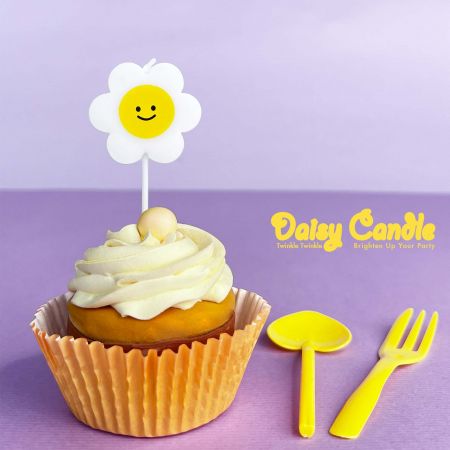Vela de Bolo de Margarida com Cupcake