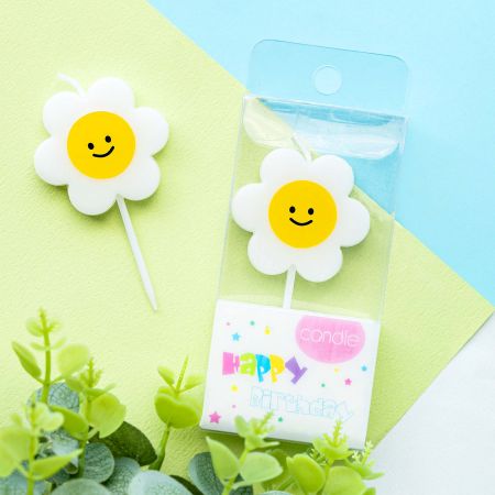 Little Daisy Flower Shape Cake Candle for Picnic Party
