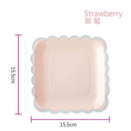 Çilekli-Kurabiye Şeklinde Pasta Tabağı