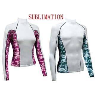 Rash Guards sublimés – Designs personnalisés en couleur intégrale - Rash guards à manches longues sublimés avec un torse blanc et des manches imprimées—conçus pour des graphiques audacieux et des vêtements promotionnels pour les sports nautiques.
