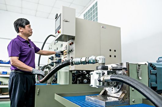 Produzione e attrezzature CML.