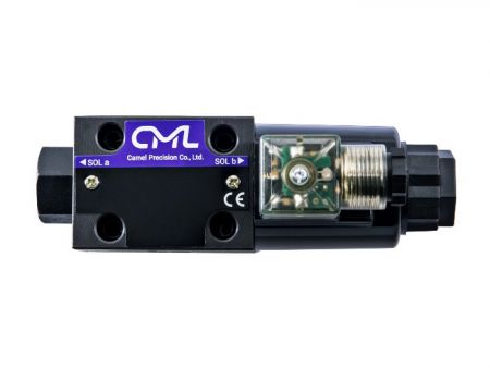 CML Solenoid operated valves, 4 ways 2 positions.