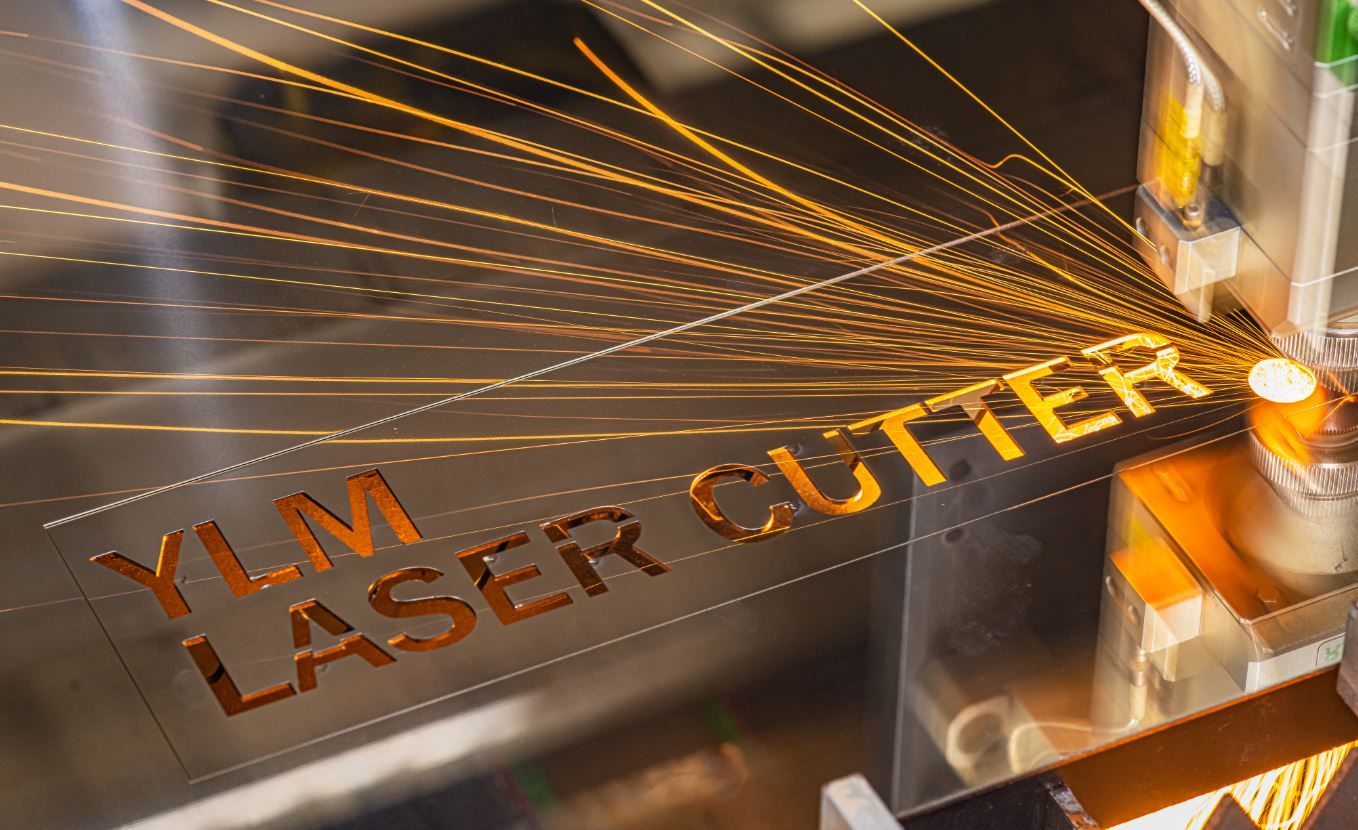 Máquina de corte por láser | Fabricante de máquinas CNC para tubos y  tuberías metálicas | YLM Group