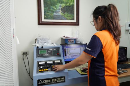 Macchina di prova universale