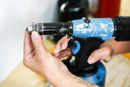 Setter / Pistola per rivetti (spin-spin e spin-pull)