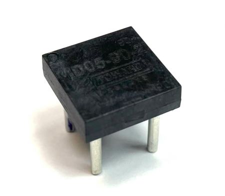 Circuit intégré amplificateur de 5V à 90V - Circuit intégré amplificateur de 5V à 90V