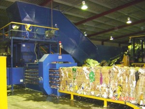 Prensa de balas horizontal automática TB-101180