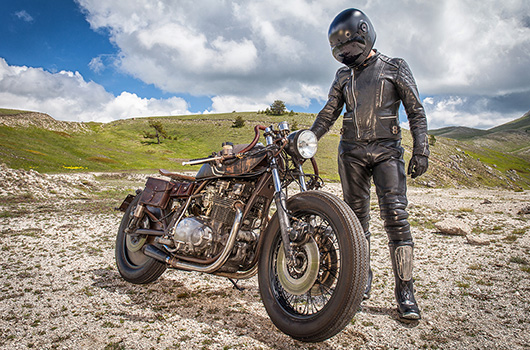 Anti-resistenza, resistenza agli urti, comodo da indossare, abbigliamento motociclistico.