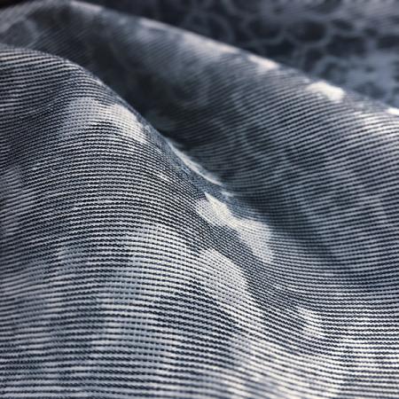 Material textil I-3D din poliamidă și nailon, rezistent la apă, cu întindere pe sensul urzei. - Material textil I-3D din poliamidă și nailon, rezistent la apă, cu întindere pe sensul urzei, 75 denieri.
