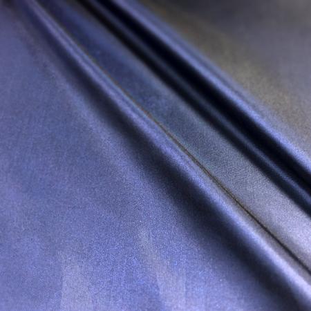 100% 尼龍20D防絨輕量布料 - 100%尼龍 20D 防絨輕量布料。