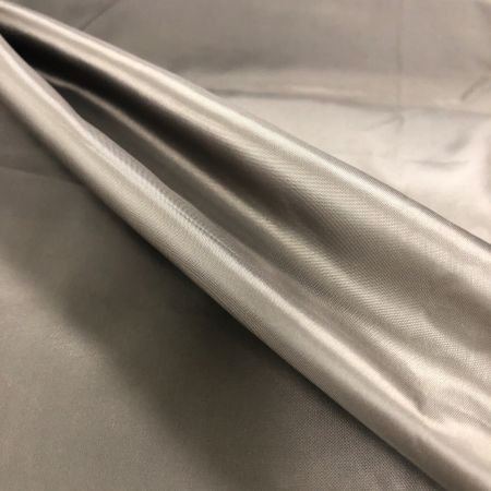 Kain Polyester yang ringan dan tahan air - Kain 100% Polyester 20D yang ringan dan tahan air