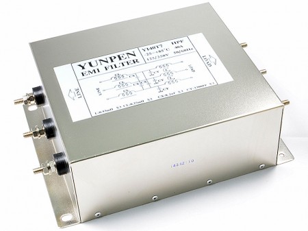 M5 Screw Terminals Three-Phase Three-Wire Filters YI-T7-1 - M5 screw terminals YI-T7-1(500V) for output is designed for easy installation.