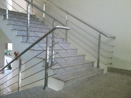 Stainless steel round stair handrail with square post