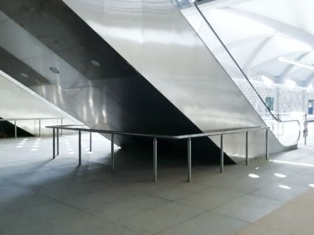 Stainless Steel Handrail Fence for Escalator right elevation