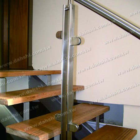 Dimensão: Grampo de Vidro em Aço Inoxidável em Forma de D - Sem Necessidade de Fazer Furo no Vidro / Grampo de Vidro em Aço Inoxidável em Forma de D - Com Pino Central para Fazer Furo no Vidro